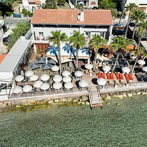 Bor Hotel